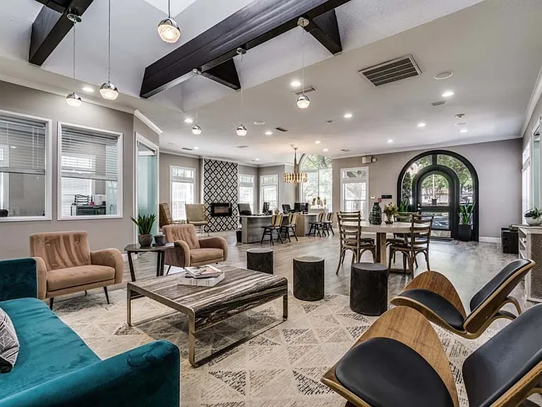 Estates at Las Colinas