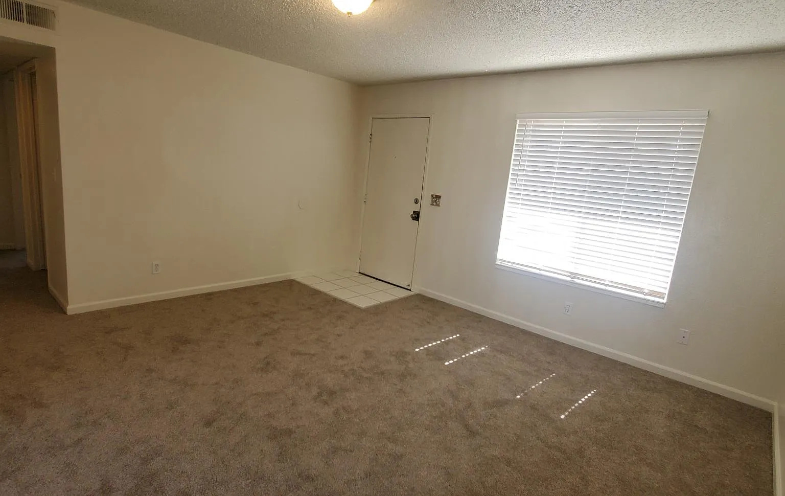 2 bed, 768 sqft, $1,545 — Photo 4