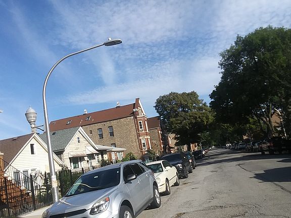 4th image of 3737 S Hermitage Ave