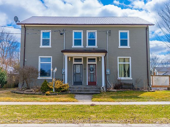 3rd image of 28 Railway St W