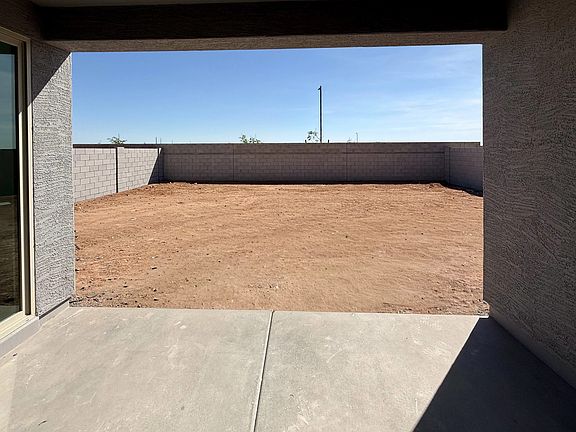 Covered patio to large backyard