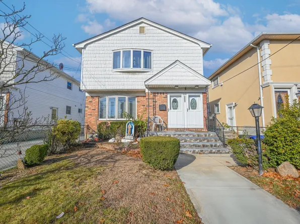 340 Mulry Lane, Lawrence, NY 11559