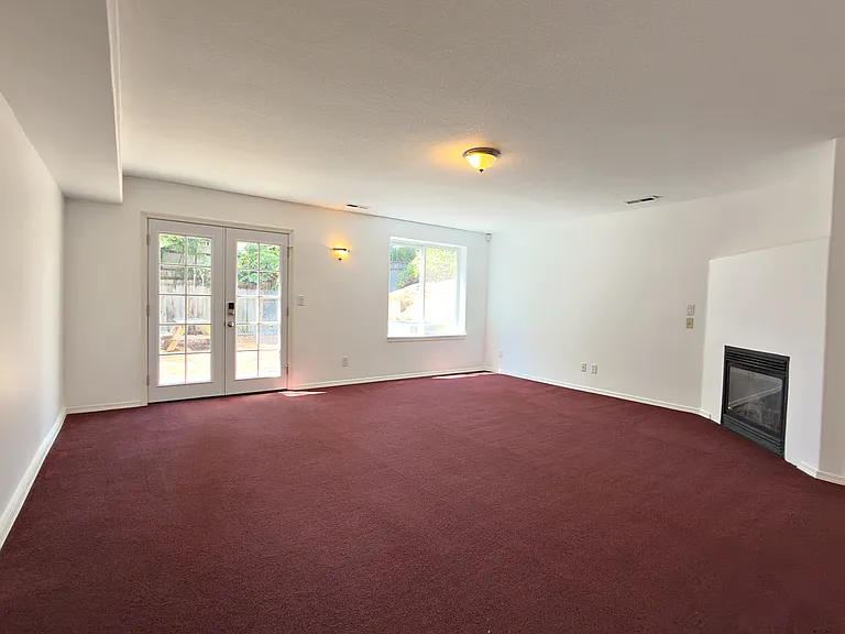 8807 N Tyndall Ave — Photo 44