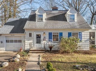 72 Maplewood Ave, Maplewood, NJ 07040