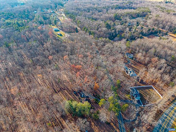 3rd image of Carpenters Mill Rd