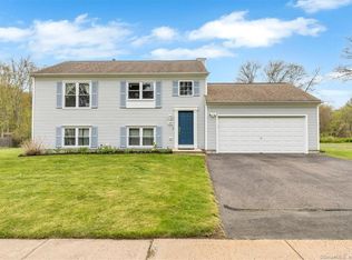 450 Wetherell St, Manchester, CT 06040