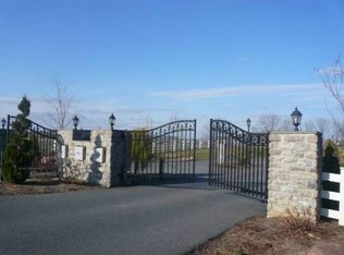 1400 Fieldstone Rd, Sinking Spring, PA 19608