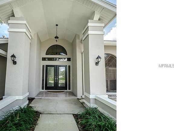 2nd image of 1018 Wyndham Way