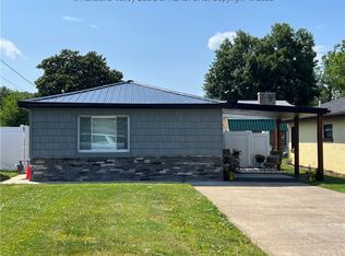 213 28th St, Dunbar, WV 25064