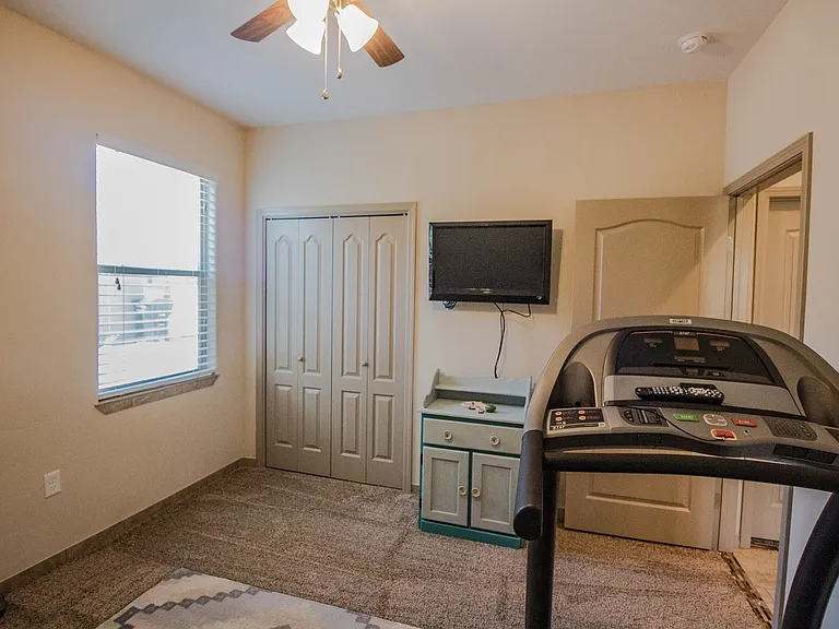 1155 Santiago St — Photo 21