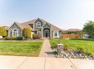 1653 Holly Lane, East Wenatchee, WA