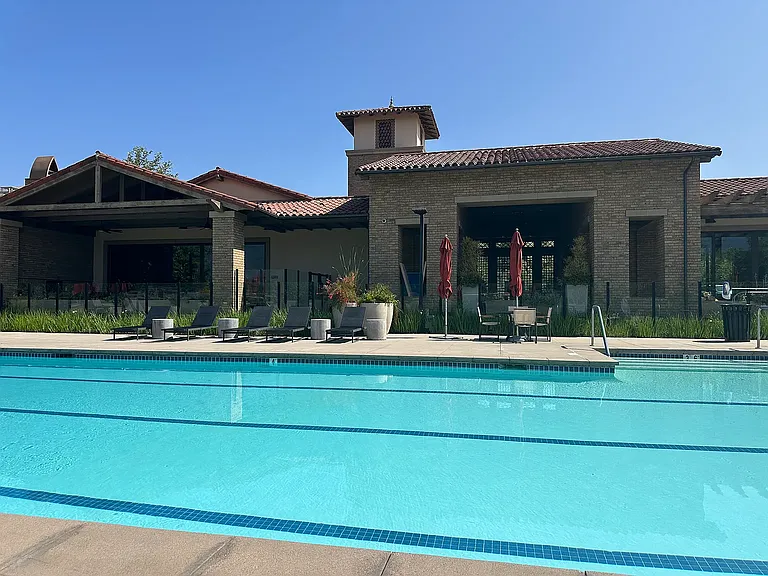 23804 Phoebe Dr — Photo 16
