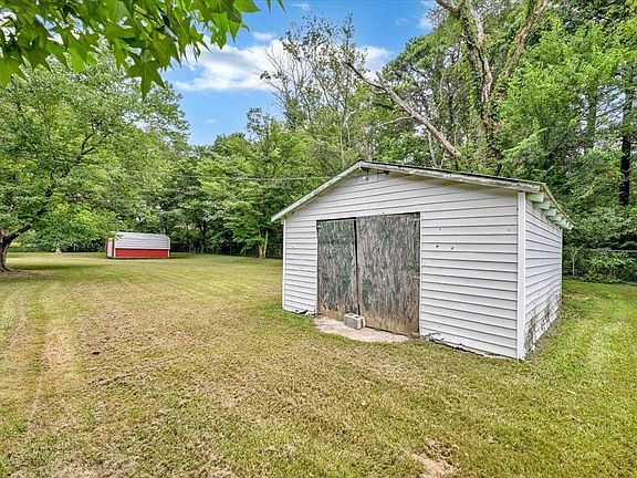 4th image of 4642 County Road 1635