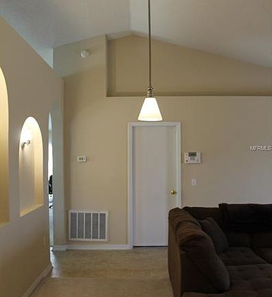 5th image of 529 Lakeview Dr