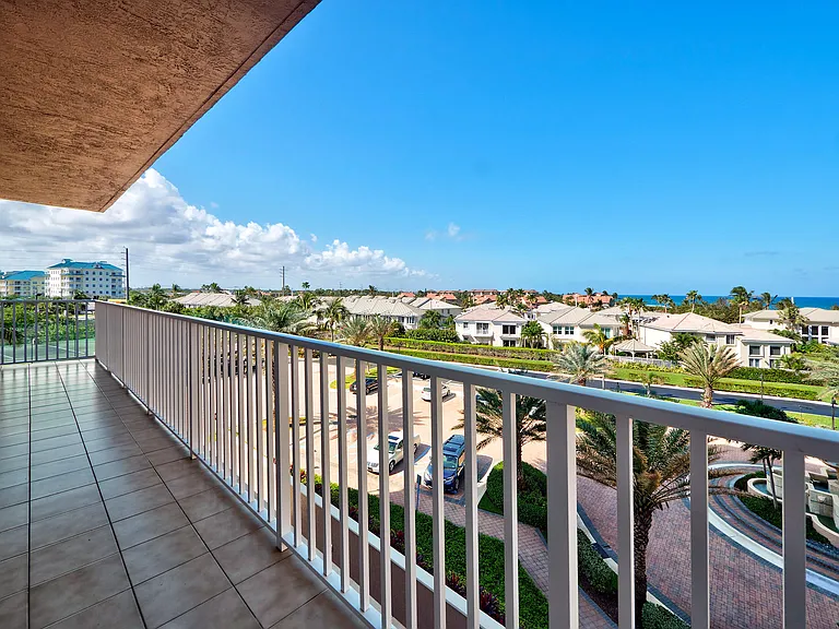 700 Ocean Royale Way #401 — Photo 5
