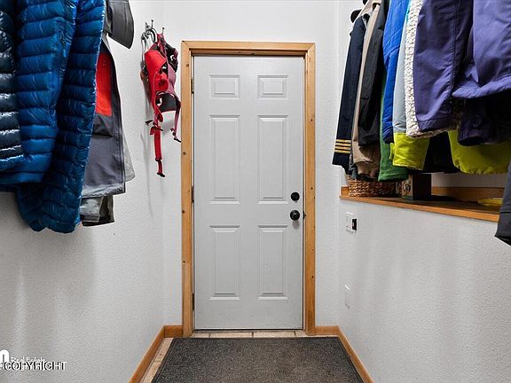 5th image of 229 Timberline Dr