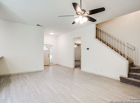 4th image of 7122 Fallen Trail Dr