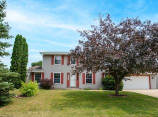 1809 Elliot Dr, Union Grove, WI 53182