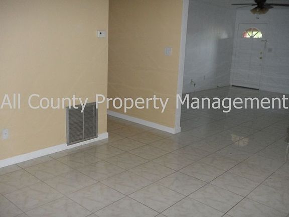 3rd image of 3444 11th Ave N