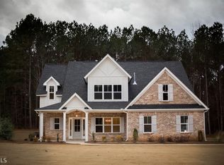 606 Shepherds Xing, Oxford, GA 30054