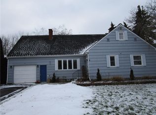 19 Big Ridge Rd, Spencerport, NY 14559