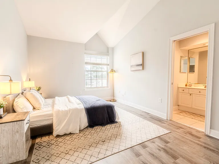 355 N Shore Cir #1332 — Photo 15