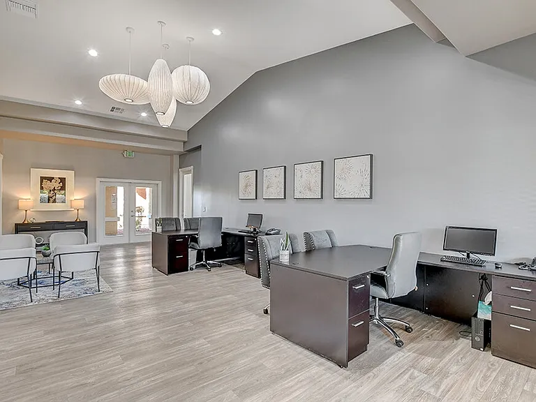 Canyon Villas Apartments — Photo 31