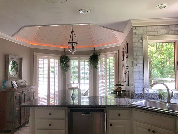 2nd image of 505 Northmonte Woods