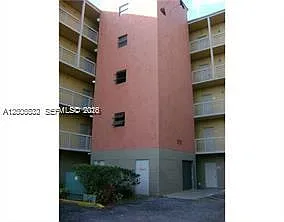 8290 Lake Dr Photo 1