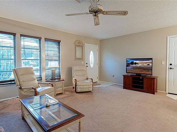 4th image of 416 Circlewood Dr #H-3