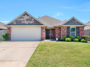 4441 W Anthem Dr, Fayetteville, AR 72704