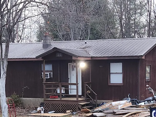 9550 Goodview Rd, Goodview, VA 24095