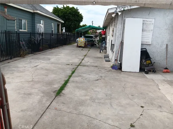415 W 95th St, Los Angeles, CA 90003