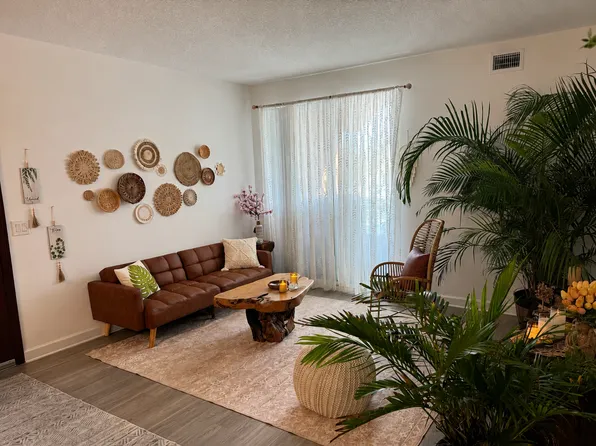 2100 Quantum Lakes Dr, Boynton Beach, FL 33426