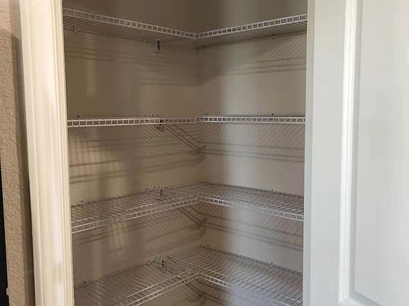 5th image of 944 Independence Ave