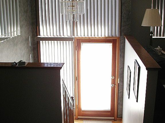3rd image of 2201 Avinell Dr