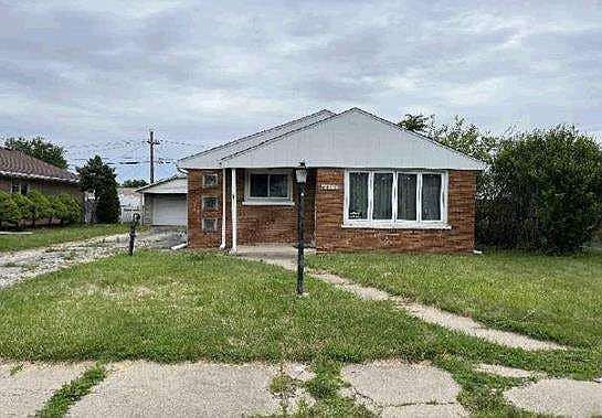 1st image of 5140 W 90th St