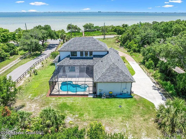 6725 S Tropical Trl — Photo 3