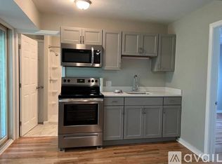 10 Riverside St #C, Portland, CT 06480