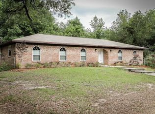 1031 Lake Dr, Cantonment, FL 32533