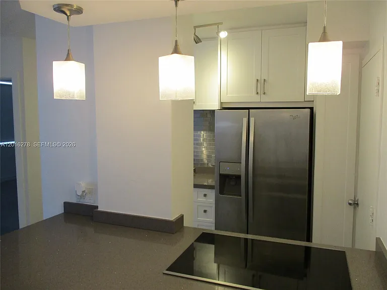 5313 Collins Ave #1111 — Photo 25