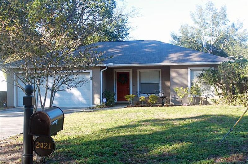 1st image of 2421 Greenleaf Dr