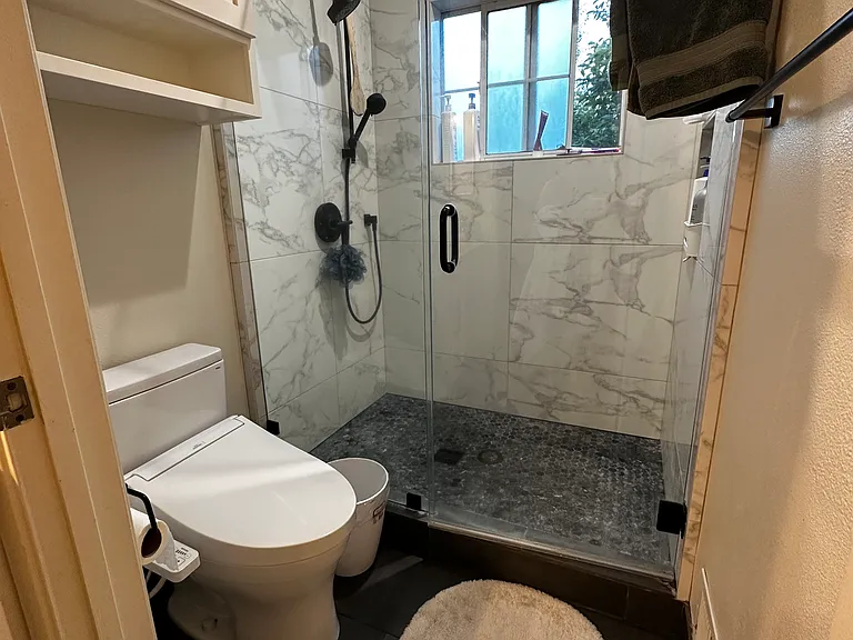 Main bathroom