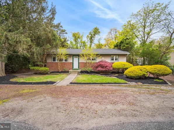 628 E Biscayne Ave, Absecon, NJ 08205