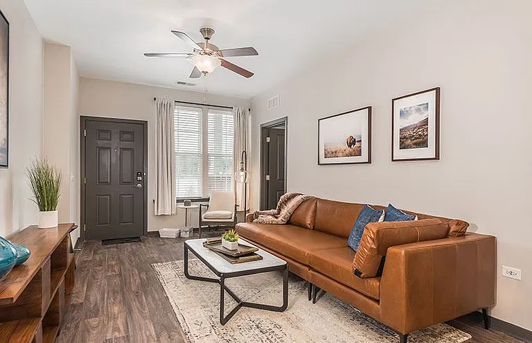 1900 at Canterfield Apartment Homes — Photo 19