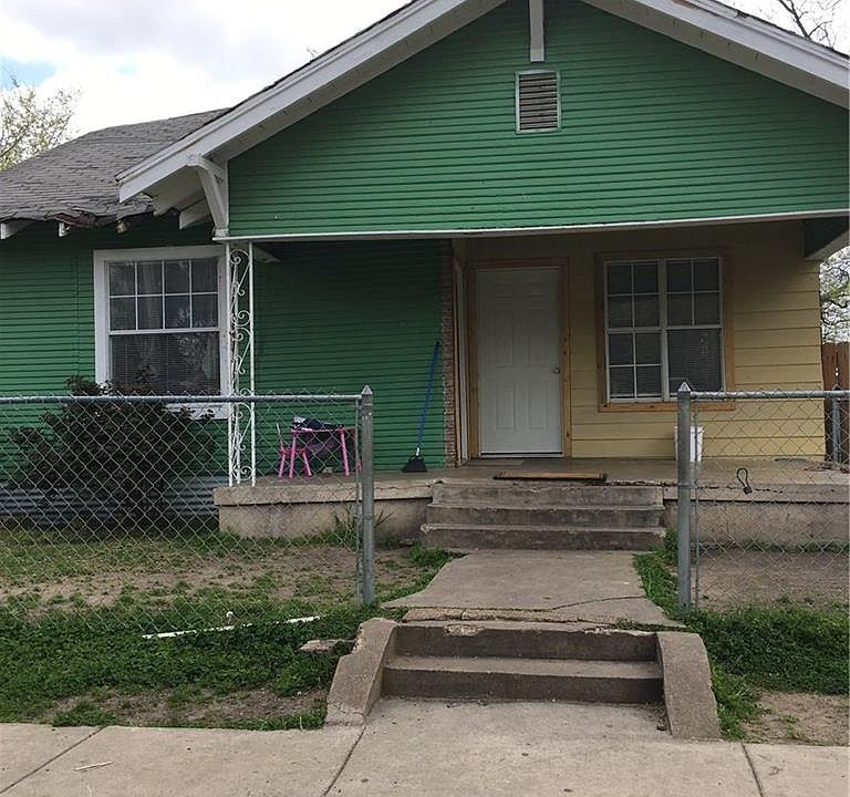 1st image of 2917 Walnut St