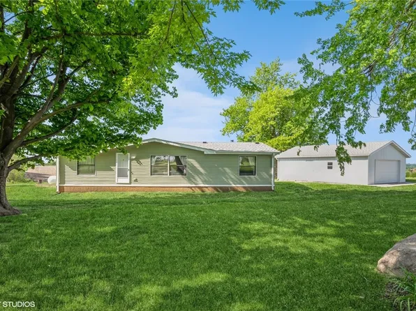 10481 Indigo Ave, Kellogg, IA 50135