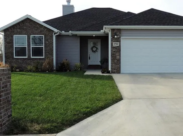 2704 S Moffet Ave, Joplin, MO 64804