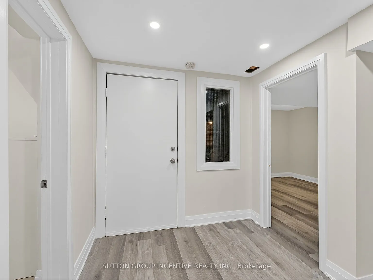 2 bed, $1,800 — Photo 4