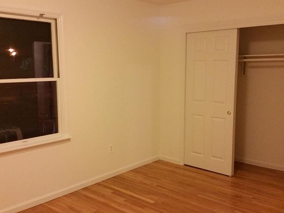 5th image of 129 Brill St APT 1